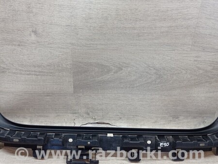 ФОТО Е90 Кронштейн бампера заднего центральный для BMW 3-Series (все года выпуска) Киев