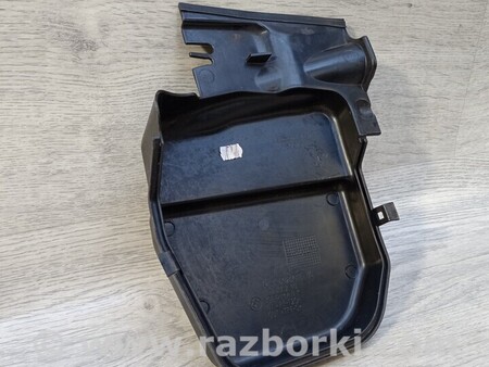 ФОТО Корпус воздушного фильтра Кришка салоного фильтра правая для BMW 3-Series (все года выпуска) Киев