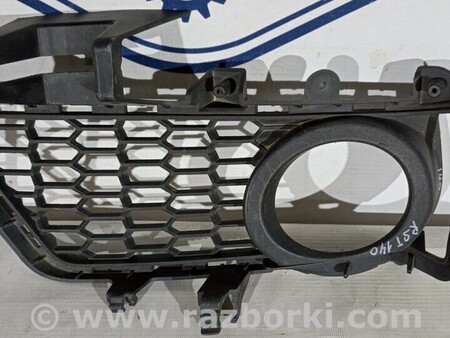 ФОТО Решетка бампера переднего правая для BMW 3-Series (все года выпуска) Киев