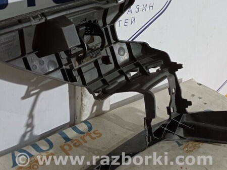 ФОТО Кронштейн переднього бампера правий для BMW 7-Series (все года выпуска) Киев