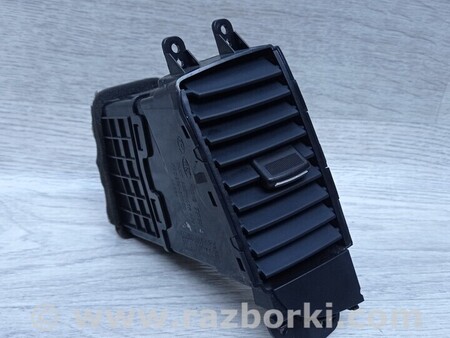 ФОТО Вентиляционная решетка торпедо левая для KIA Carnival 2 (2006-2014) Київ