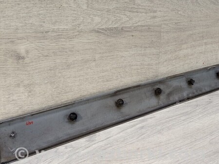 ФОТО Молдинг двери передней левой для KIA Carnival 2 (2006-2014) Киев