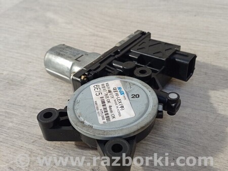 ФОТО Моторчик стеклоподйомника левих передних дверей для KIA Carnival 2 (2006-2014) Киев