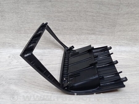 ФОТО Накладка Торпедо консоли Центральной для KIA Carnival 2 (2006-2014) Киев