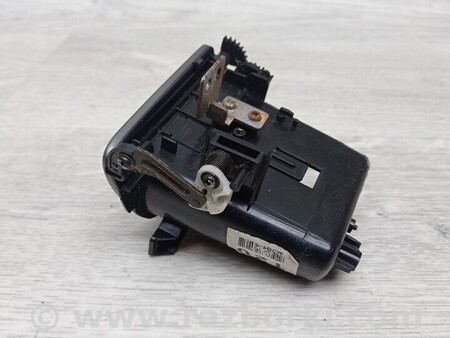 ФОТО Попільничка для KIA Carnival 2 (2006-2014) Киев