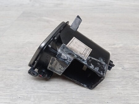 ФОТО Попільничка для KIA Carnival 2 (2006-2014) Киев