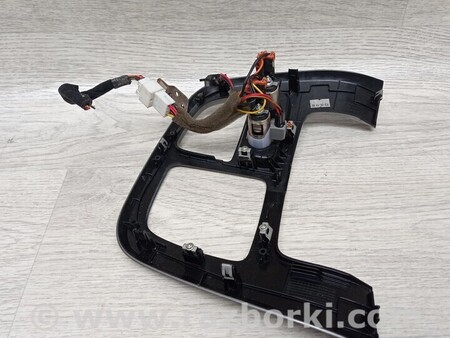 ФОТО Рамка панелі передач для KIA Carnival 2 (2006-2014) Киев