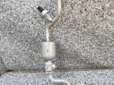 ФОТО Патрубок Трубка кондиционера для Ford Transit Tourneo Courier І (2018-2023) Киев