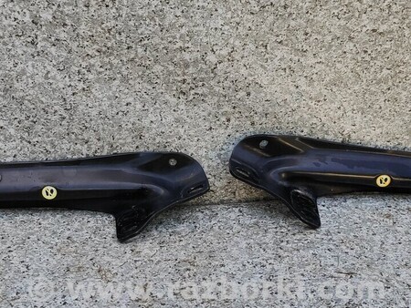 ФОТО Ролик Направляющая боковых дверей для Ford Transit Tourneo Courier І (2018-2023) Киев