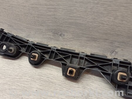 ФОТО Кронштейн кріплення заднього бампера зовнішній правий для Mazda CX-5 KE (12-17) Киев