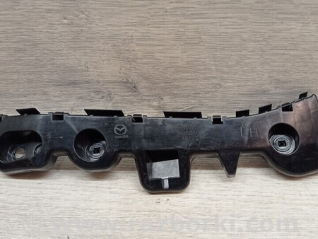 ФОТО Кронштейн кріплення направляюча заднього бампера лівий для Mazda CX-5 KE (12-17) Киев