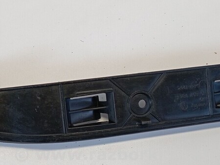 ФОТО Кронштейн бампера передний правый для Volkswagen Golf IV Mk4 (08.1997-06.2006) Киев