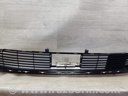 ФОТО Решетка радиатора бампера переднего центральная нижняя для Opel Grandland X (2017-...) Киев