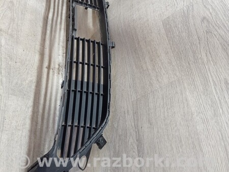 ФОТО Решетка радиатора бампера переднего центральная нижняя для Opel Grandland X (2017-...) Киев