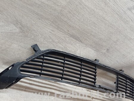 ФОТО Решетка радиатора бампера переднего центральная нижняя для Opel Grandland X (2017-...) Киев