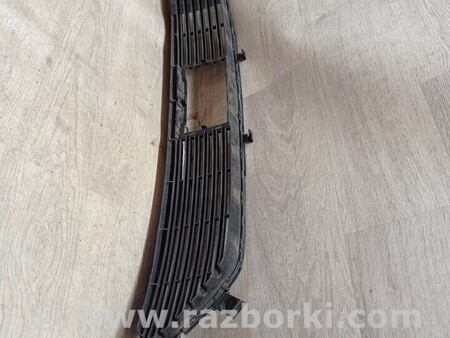 ФОТО Решетка радиатора бампера переднего центральная нижняя для Opel Grandland X (2017-...) Киев