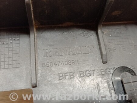 ФОТО Кронштейн кріплення направляюча заднього бампера лівий Хетчбек для Renault Megane 4 Киев