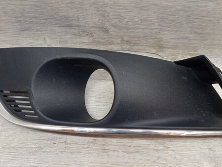 ФОТО Накладка заглушка решітка хром туманки ПТФ переднього для Renault Megane 4 Киев