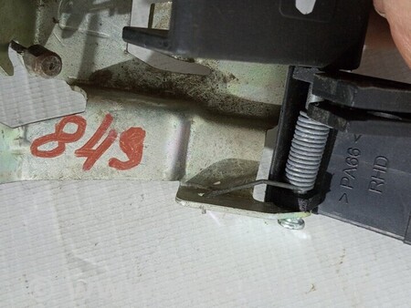 ФОТО Ручка відкривання бензобака капота для Nissan Qashqai (07-14) Київ