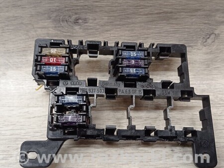 ФОТО Блок реле запобіжників кріпленням для Volkswagen T5 Transporter, Caravelle (10.2002-07.2015) Киев