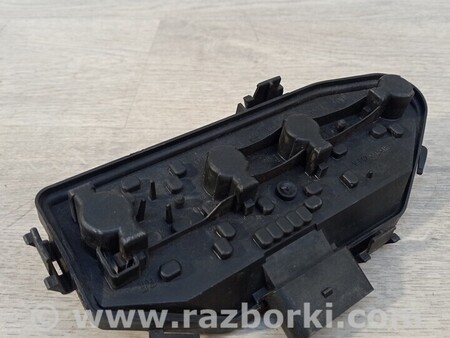 ФОТО Корпус фонаря заднего правый для Volkswagen T5 Transporter, Caravelle (10.2002-07.2015) Киев