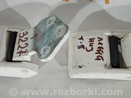 ФОТО Петля дверей задньої лівої правої орної верхня для Volkswagen T5 Transporter, Caravelle (10.2002-07.2015) Киев