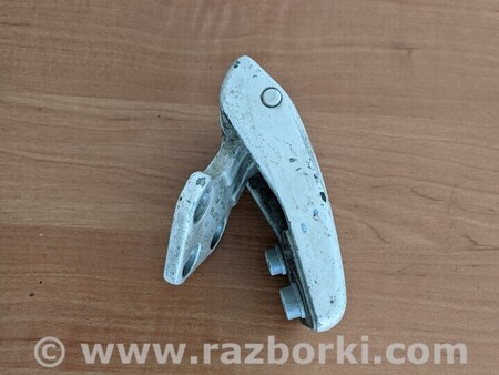 ФОТО Петля двери розпашной задней правой нижняя для Volkswagen T5 Transporter, Caravelle (10.2002-07.2015) Киев