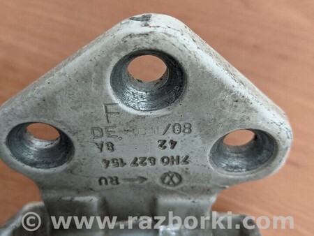 ФОТО Петля двери розпашной задней правой нижняя для Volkswagen T5 Transporter, Caravelle (10.2002-07.2015) Киев