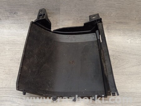 ФОТО Молдинг листва накладка кут заднього бампера правий для Volkswagen T6 Transporter, Caravelle (08.2015-...) Киев