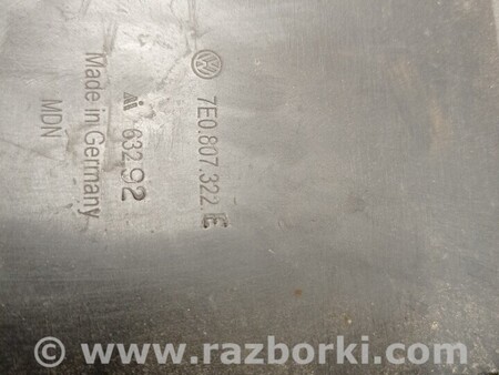 ФОТО Молдинг листва накладка кут заднього бампера правий для Volkswagen T6 Transporter, Caravelle (08.2015-...) Киев