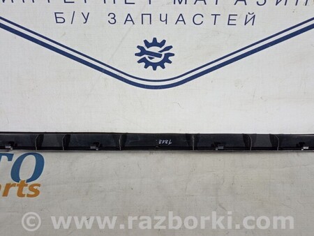 ФОТО Накладка лобового скла для Volkswagen T6 Transporter, Caravelle (08.2015-...) Киев