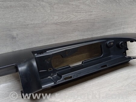 ФОТО Крепление Направляющая Кронштейн заднего фонаря левий для Renault Trafic 3 (2014-...) Киев