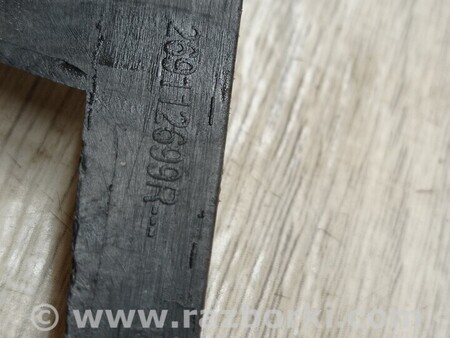 ФОТО Кронштейн противотуманной фары левой для Renault Trafic 3 (2014-...) Киев