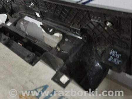 ФОТО Пластик під ліхтар лівий для Renault Trafic 3 (2014-...) Киев