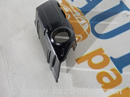 ФОТО Кронштейн датчика парктроніка передній лівий для Volvo V90 Киев