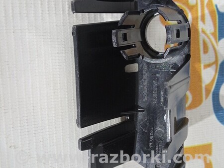 ФОТО Кронштейн датчика парктроніка передній лівий для Volvo V90 Киев