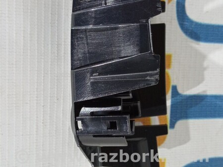 ФОТО Кронштейн датчика парктроніка передній лівий для Volvo V90 Киев