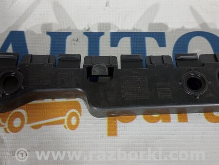 ФОТО Кронштейн пластикового порога правий для Volvo V90 Киев