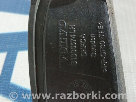 ФОТО Молдинг лобового скла правий для Volvo V90 Киев