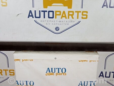 ФОТО Накладка порога права для Volvo V90 Киев