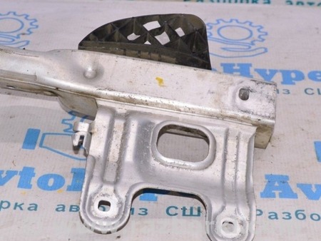 ФОТО Кронштейн опоры переднего бампера прав для BMW 3 F30 Одесса