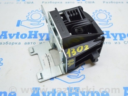 ФОТО Замок шторки багажника правый для BMW X3 F25 Одесса