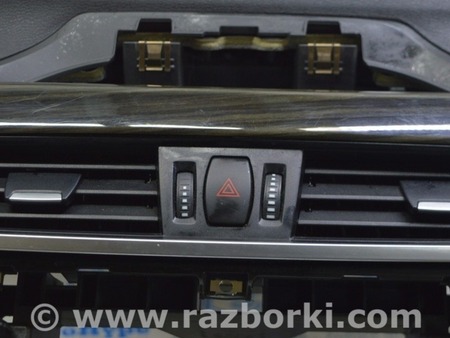 ФОТО Кнопка аварийной сигнализации для BMW X1 F48 Одесса