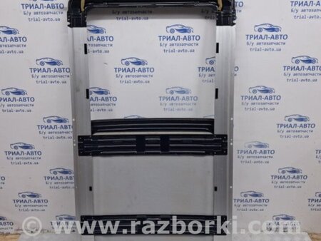 ФОТО Люк в сборе для Mitsubishi Pajero Wagon 3 Киев