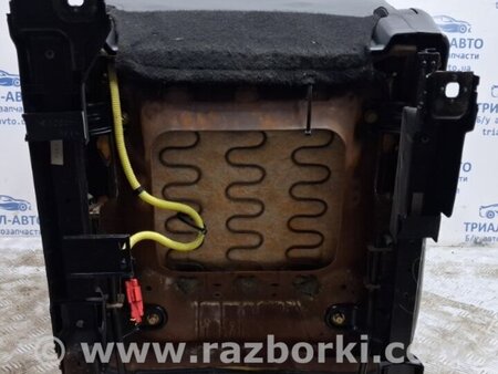 ФОТО Сиденье переднее левое для Mitsubishi Pajero Wagon 3 Киев