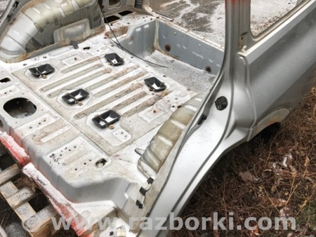 ФОТО Четверть автомобиля задняя левая для Mitsubishi Pajero Wagon 3 Киев