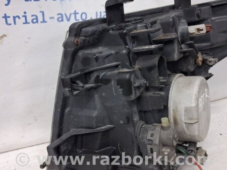 ФОТО Фара Правая ксенон для Nissan Pathfinder R51 Киев