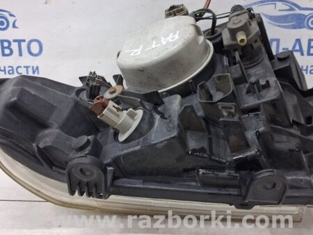 ФОТО Фара Правая ксенон для Nissan Pathfinder R51 Киев