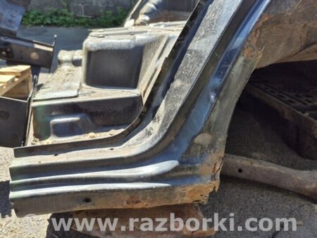 ФОТО Четверть автомобиля задняя левая для Mitsubishi Pajero Wagon 3 Киев