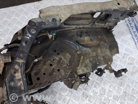 ФОТО Панель передняя для Nissan Navara D40 Киев